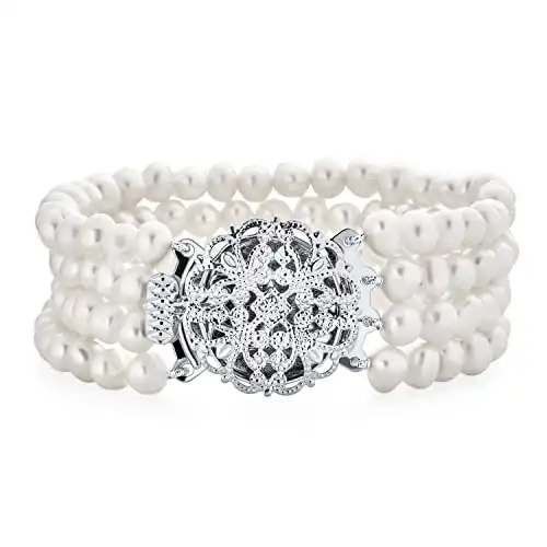 Une image de 🎁💫 Cadeau astrologique pour votre mère Gémeaux : un bracelet de perles élégant et polyvalent 💫🎁
